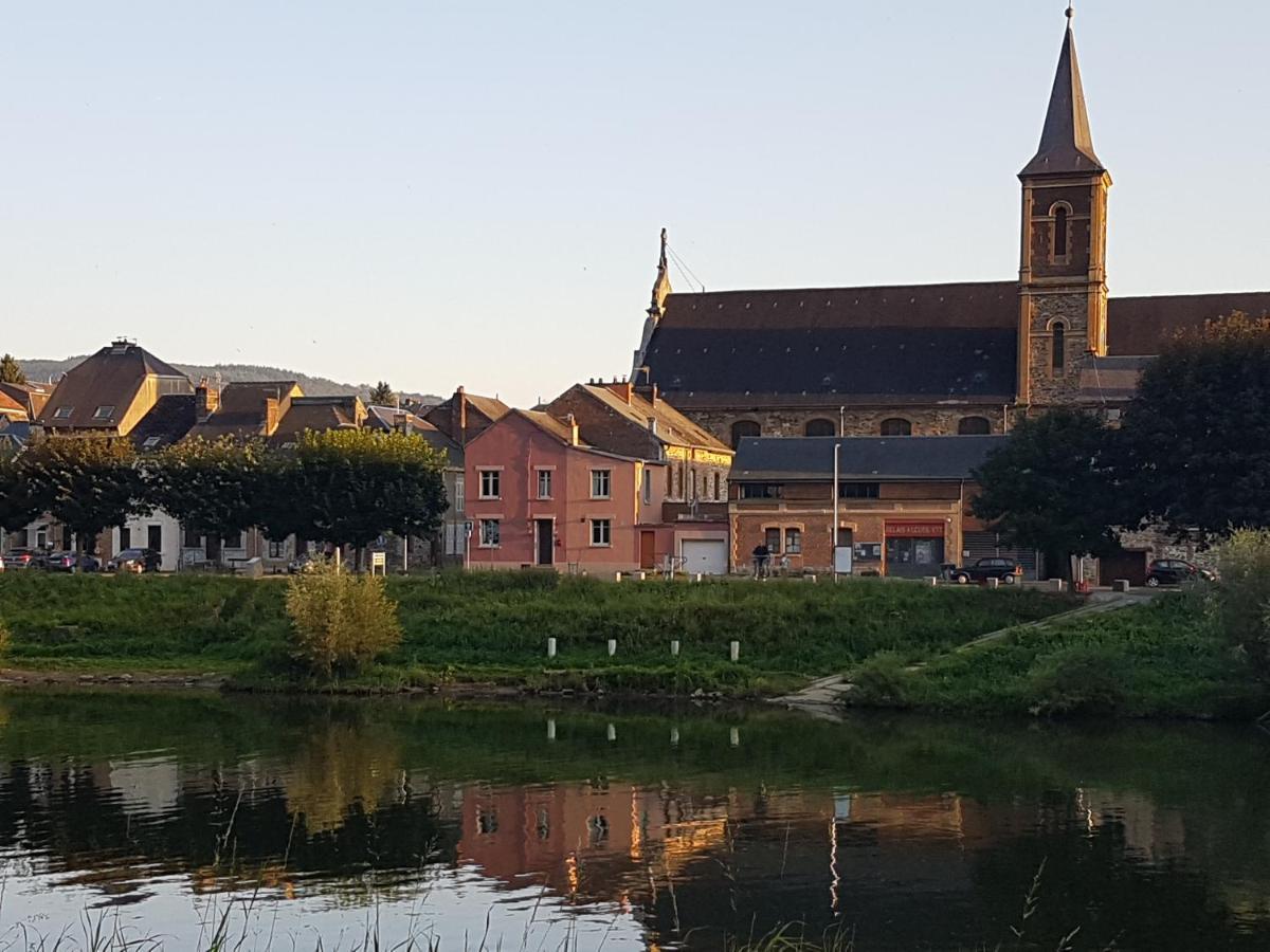 Le Balcon Sur La Meuse Villa Revin Kültér fotó